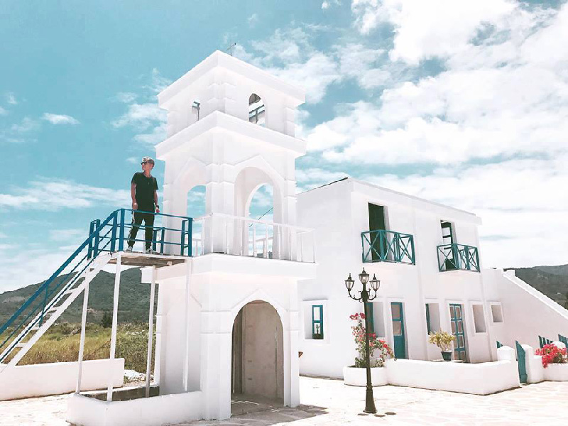 Những địa điểm dễ gây nhầm lẫn với thiên đường Santorini huyền thoại