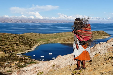 Hồ Titicaca, Bolivia và Peru