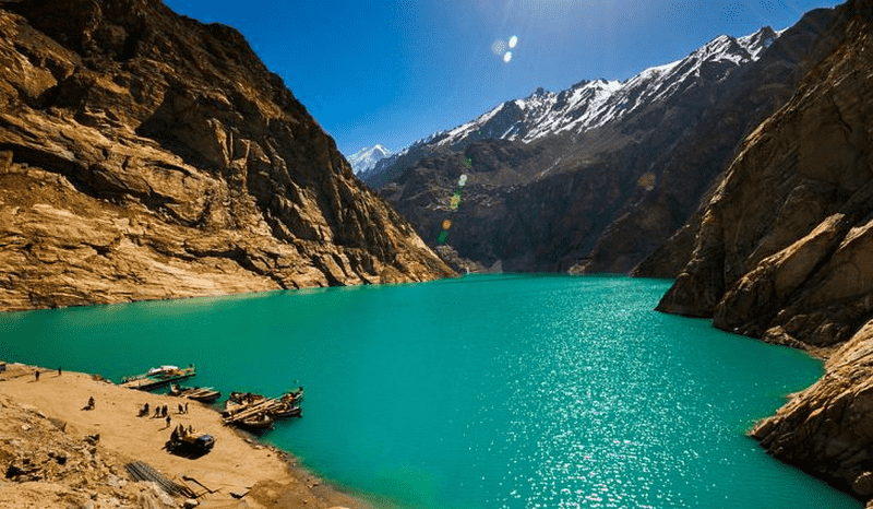 7 hồ nước tuyệt đẹp ở Pakistan