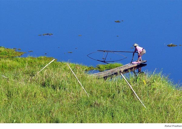 an tuong go noi ngoan ngheo nhu me cung o An Do