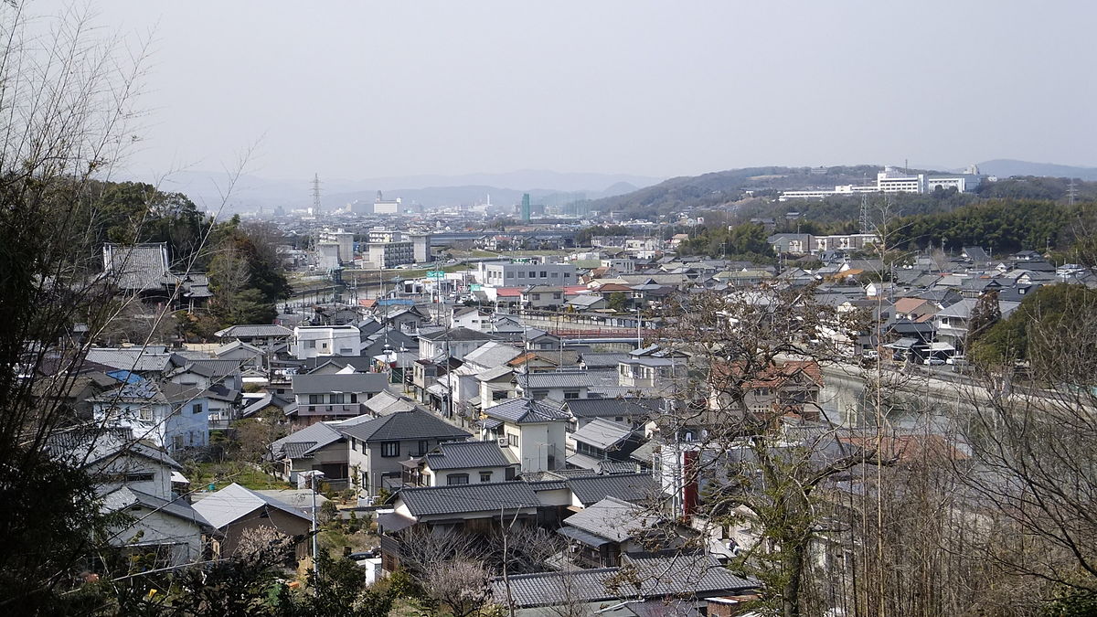 Thành phố Aomori nhìn từ đồi