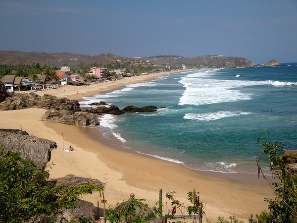 Vé máy bay từ Hà Nộiđến Thành phố  Puerto Escondido