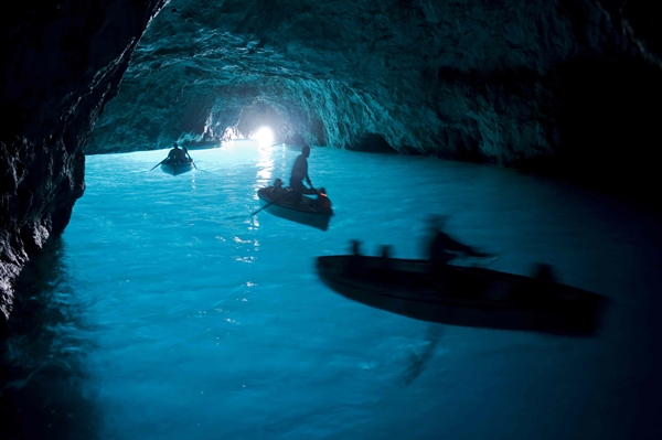 Hang động Blue Grotto - Ý