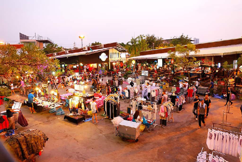Khám phá Chatuchak - khu chợ ngoài trời lớn nhất thế giới
