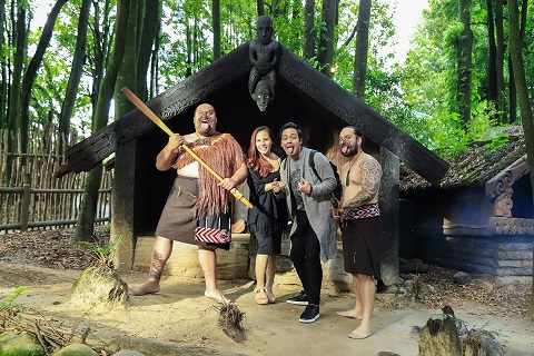  thăm ngôi làng của người thổ dân Maori