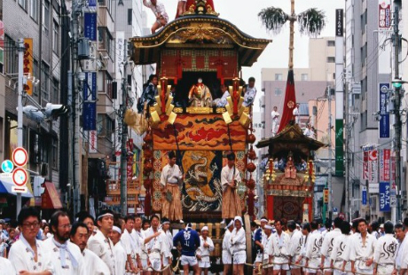 Mua ve di Osaka tham gia le hoi Danjiri day soi dong