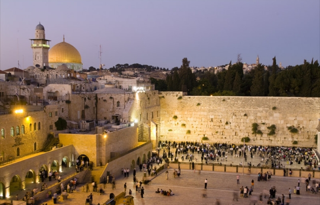 Dạo chơi ở th&aacute;nh địa linh thi&ecirc;ng nhất Jerusalem