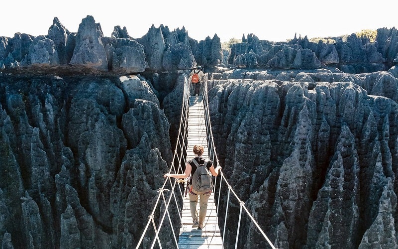 Khám phá rừng đá vôi sắc như dao cạo ở Madagascar