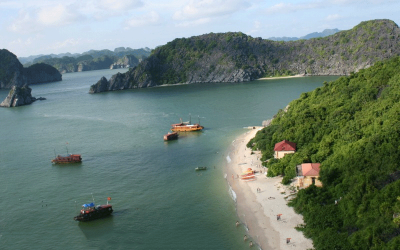 Khung cảnh thiên nhiên thơ mộng, trữ tình