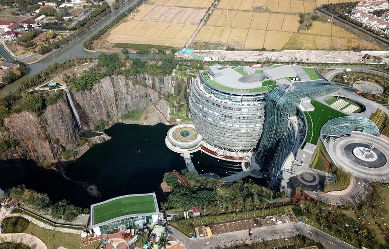Khách sạn ở Trung Quốc hoạt động dưới lòng đất