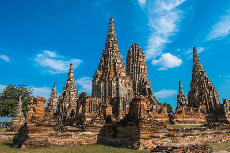 Du lịch Indonesia: 4 điều bạn cần nhớ khi đến đền, chùa