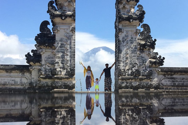 Du lịch Indonesia: 4 điều bạn cần nhớ khi đến đền, chùa