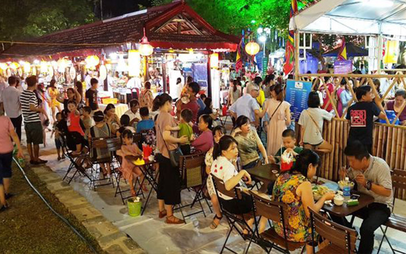 Lễ hội ẩm thực chay Huế 2019 thu hút hàng trăm du khách