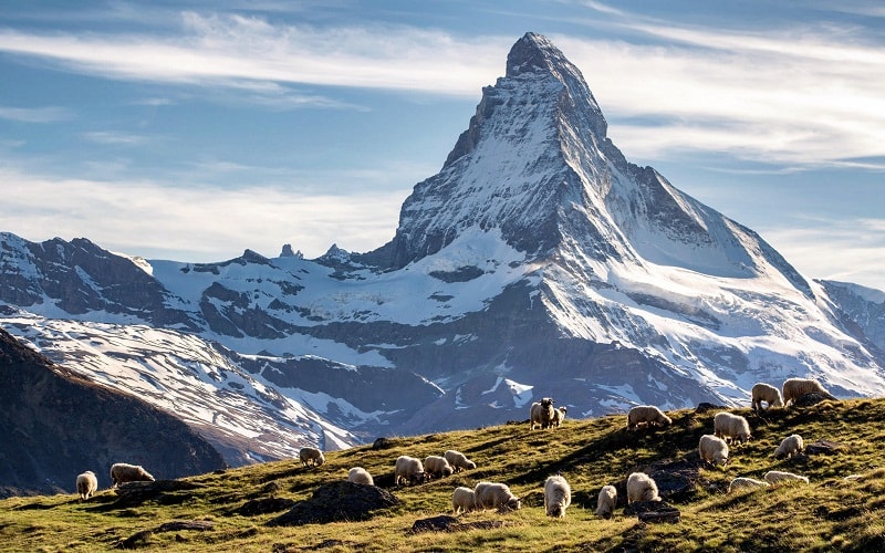 Đỉnh Matterhorn - biểu tượng của vẻ đẹp Thụy Sỹ