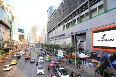 mua sắm ở Thái Lan tìm hàng công nghệ tại Platinum