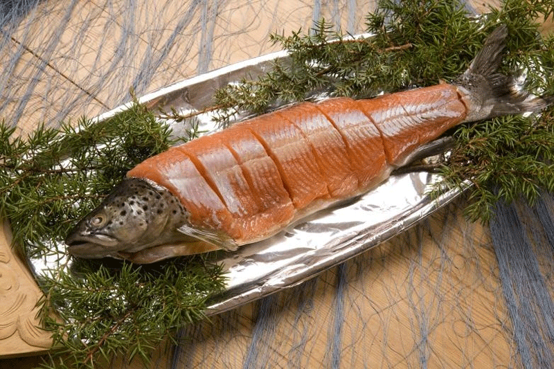 Món cá tuyết lên men là đặc sản của người Na Uy, cũng như được người dân vùng Bắc Âu ưa chuộng