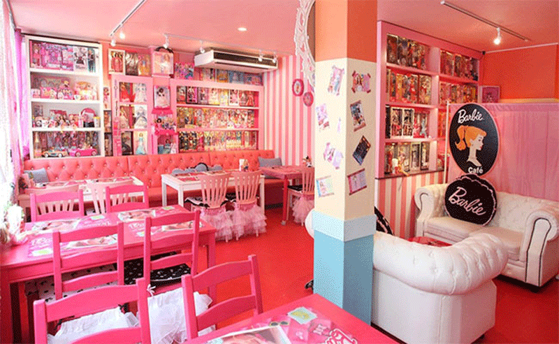 Nhà hàng búp bê Barbie ngập tràn sắc hồng