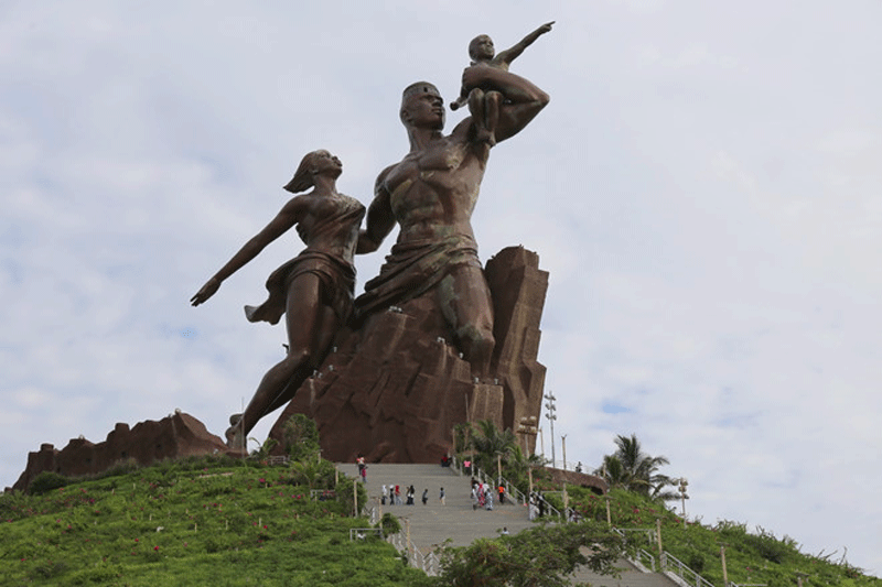 Senegal có bức tượng cao nhất Châu Phi