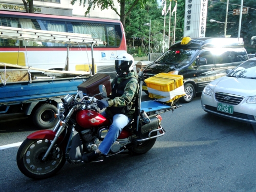 Dạo quanh Seoul thưởng thức văn h&oacute;a xứ củ s&acirc;m