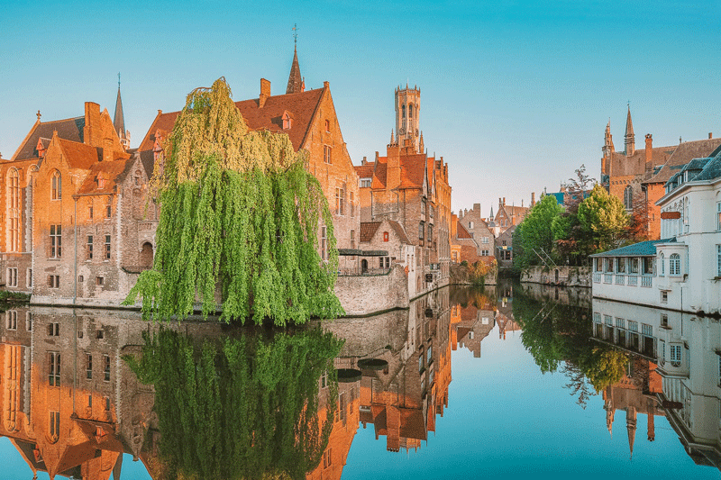 Vẻ đẹp mơ mộng huyền ảo của Bruges mê hoặc lòng người
