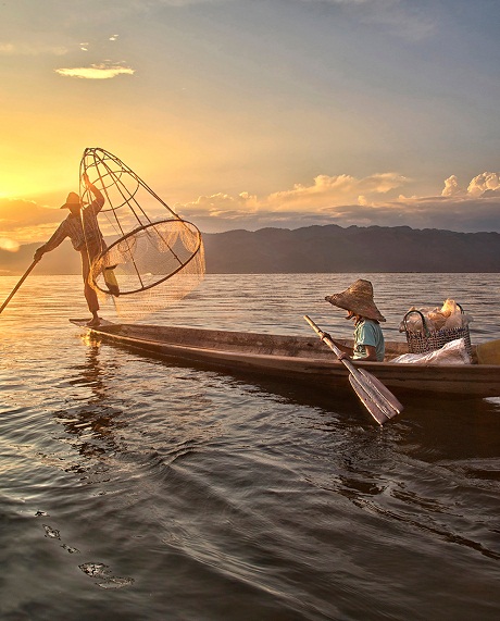 Bức ảnh b&agrave;n tay cụ b&agrave; ở Hội An được National Geographic đ&aacute;nh gi&aacute; cao