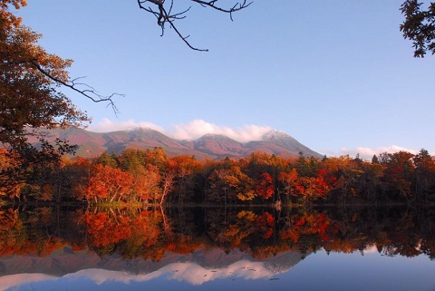 Hồ Shiretoko Goko mùa thu