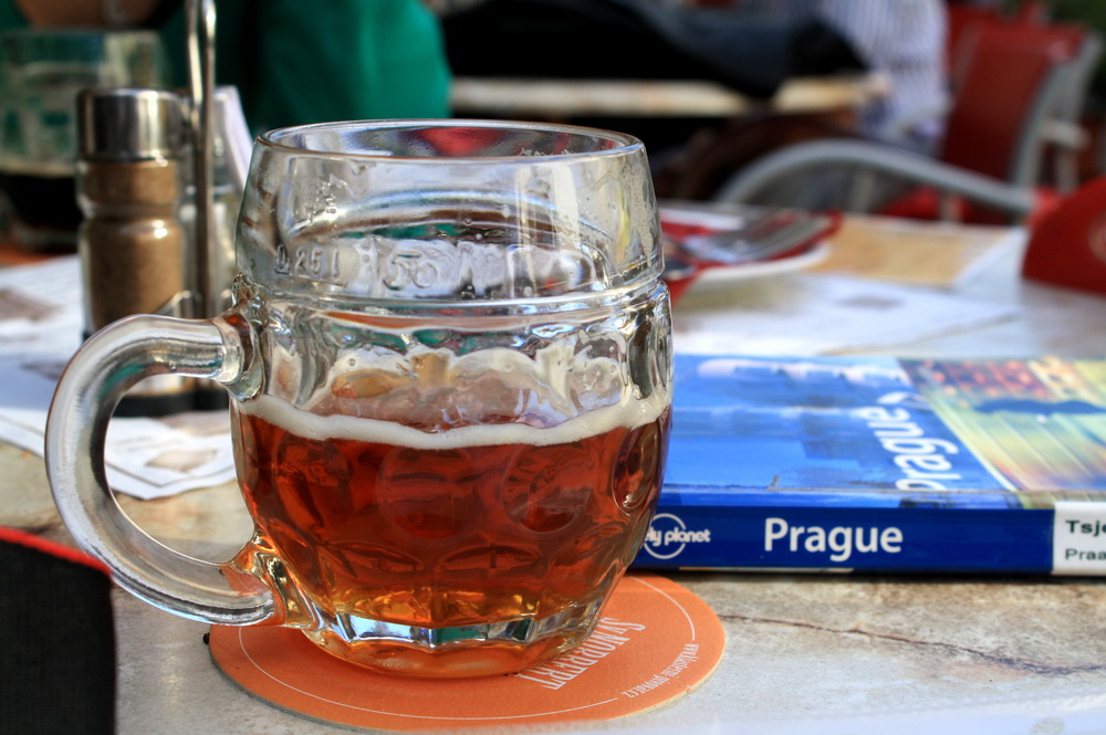 Đến Praha và thưởng thức bia Tiệp