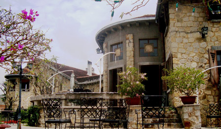 Biệt thự của b&agrave; Mộng Điệp