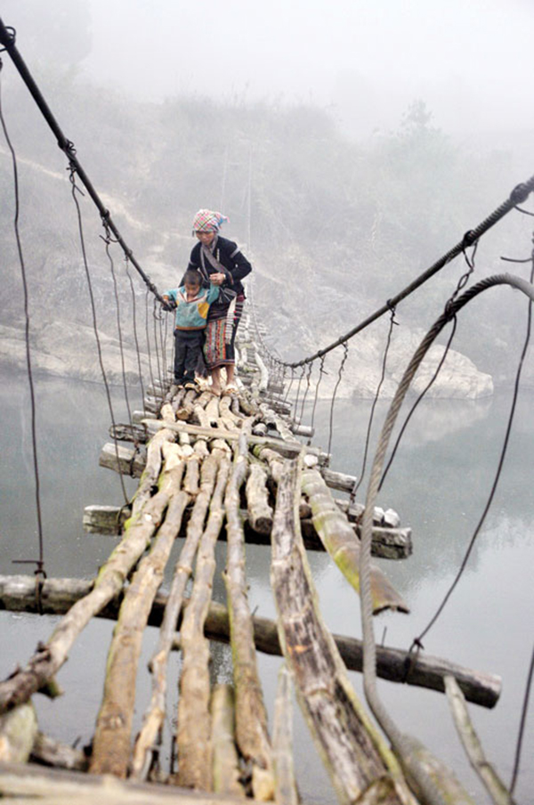 Những chiếc cầu treo đáng sợ nhất Việt Nam10