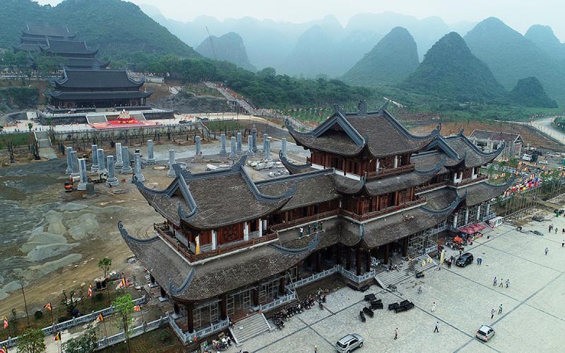 chùa Tam Chúc 