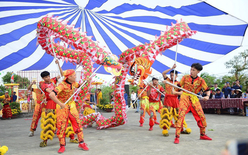 Những hoạt động diễn ra ở lễ hội Cầu Bông