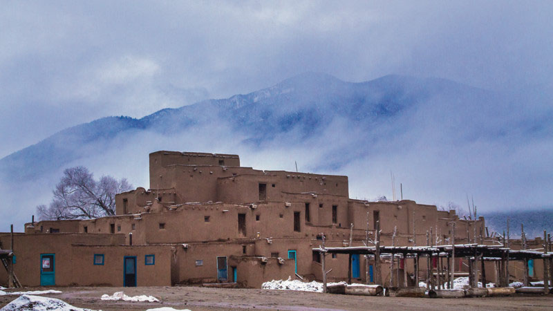 di-tich-taos-pueblo