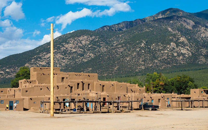 di-tich-taos-pueblo