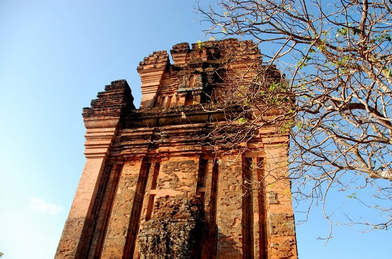 Tháp Nhạn (huyện Tuy Hòa) 