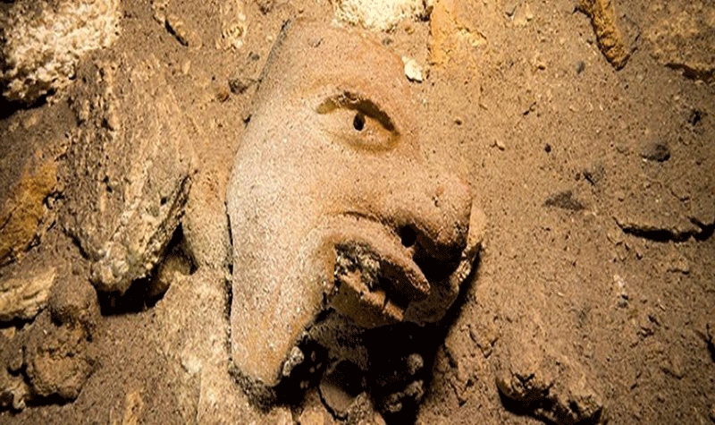 Dấu vết của người Maya cũng được tìm thấy