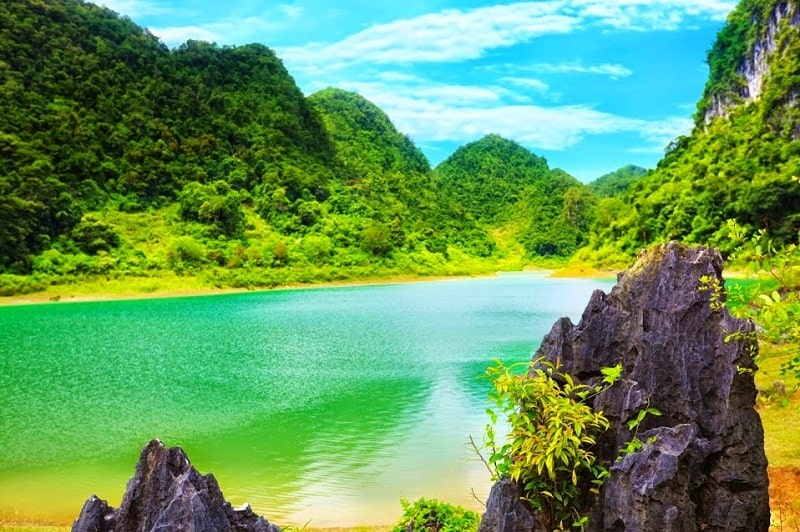 Hồ Thang Heng địa điểm du lịch ở Cao Bằng hút hồn du khách trong và ngoài nước