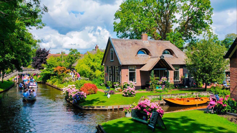 Ngôi làng Giethoorn 