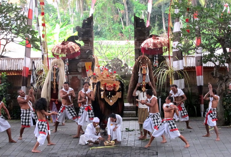 Điệu múa truyền thống Barong