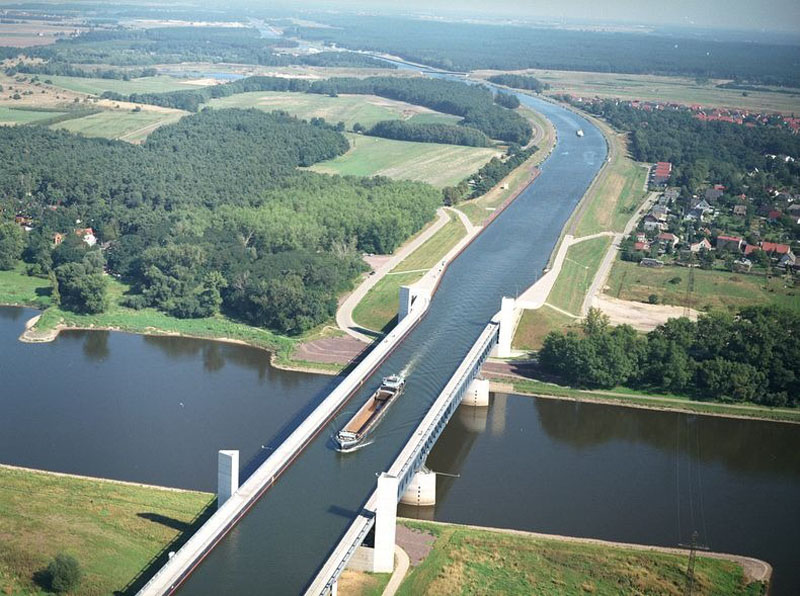 Khám phá 4 cây cầu lạ lùng nhất nước Đức