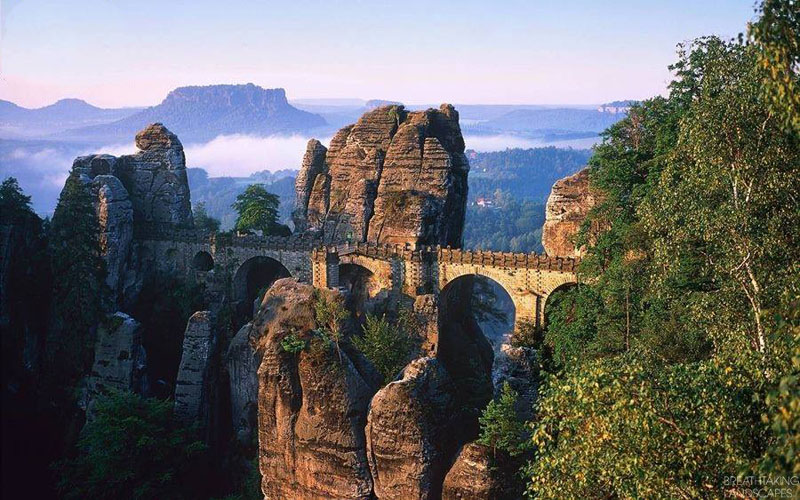 Khám phá 4 cây cầu lạ lùng nhất nước Đức