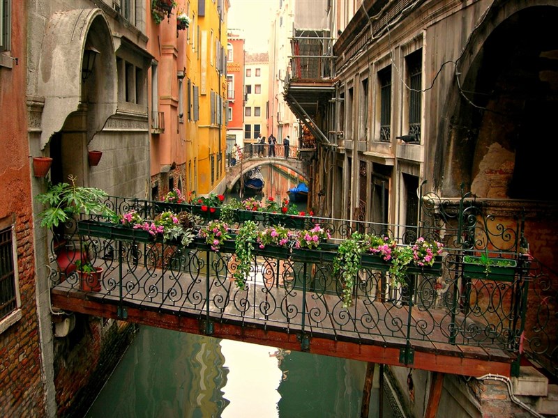 Khám phá top 10 thành phố lãng mạn nhất châu Âu