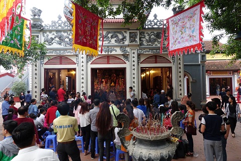 Ngôi chùa nức tiếng linh thiêng ở Hà Nội