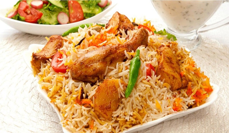 Cơm Biriyani gà của Ấn Độ