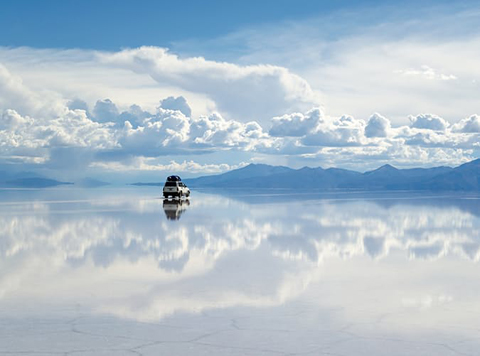 Cánh đồng muối Uyuni ở tây nam Bolivia