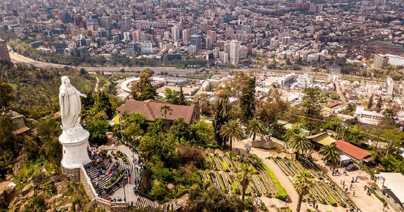 Toàn cảnh quả đồi Cerro San Cristóbal tuyệt đẹp ở Chile