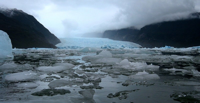 Dòng sông băng khổng lồ tuyệt đẹp ở Chile