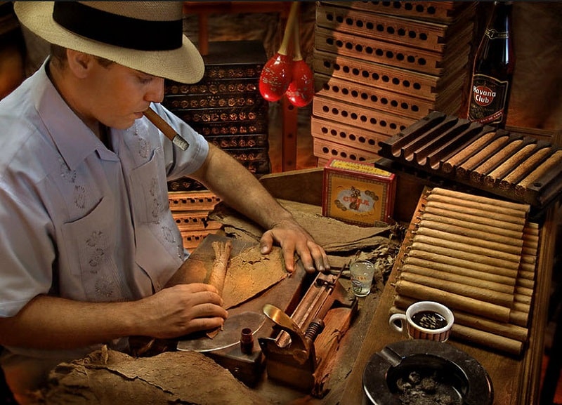 Người làm xì gà được vinh danh như nghệ nhân ở Cuba