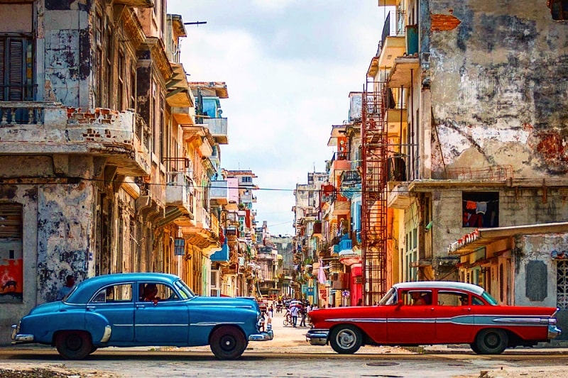 Những chiếc xe hơi cổ rất phổ biến ở Cuba