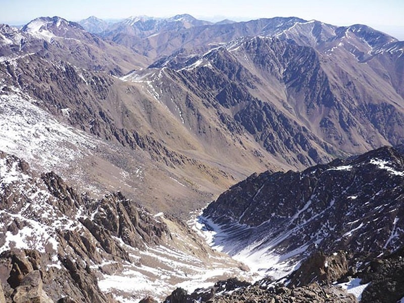 Đỉnh Jebel Toubkal thách thức sự can đảm và kiên trì của du khách