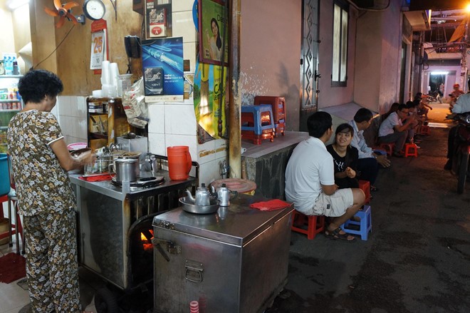 Những quán cà phê 50 năm ở Sài Gòn 